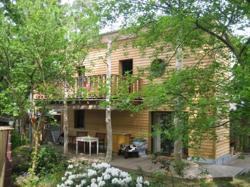 Το κτήριο όπου στεγάζεται  το διαμέρισμα