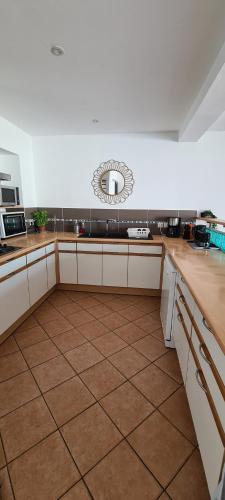 Cucina o angolo cottura di Charmante maison pérolienne