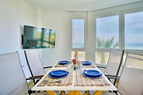 Apartamento Molinell 3A en primera línea del mar