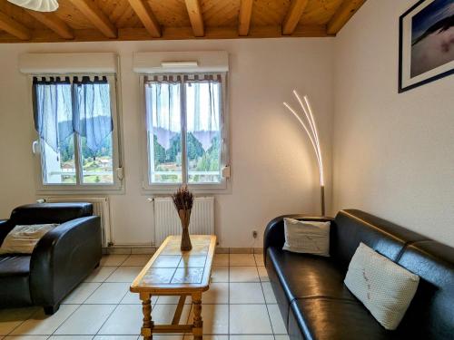 Gîte Confortable en Pleine Nature avec Cheminée et Accès Direct aux Sentiers, Proche Gérardmer et Lac