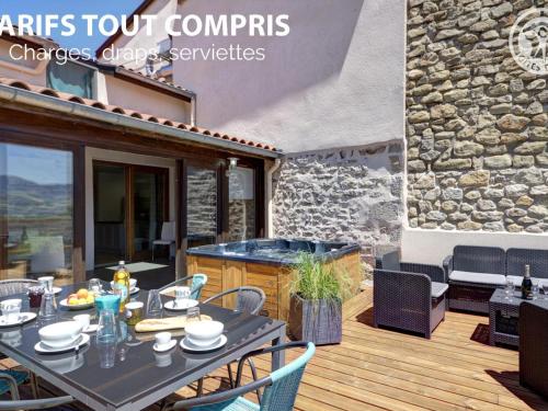 Gîte de Charme avec Spa, Hammam et Vélo Électrique près du Parc du Pilat - FR-1-496-8