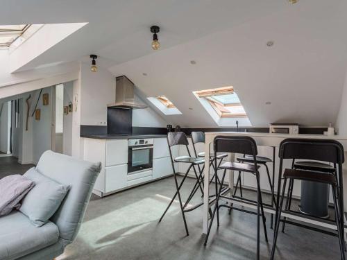 Photo de la galerie de l'établissement Appartement Rénové Quartier des Halles Biarritz - FR-1-3-604, à Biarritz