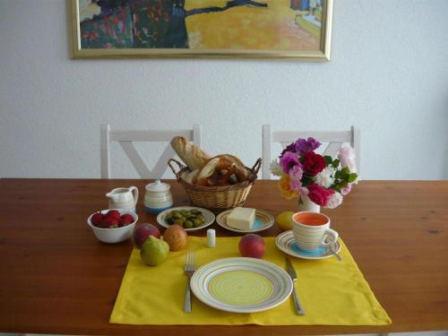 אפשרויות ארוחת הבוקר המוצעות לאורחים ב-Apartment in Leutkirch im Allgäu