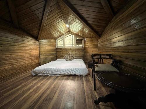 Cama ou camas em um quarto em Lidder view resort