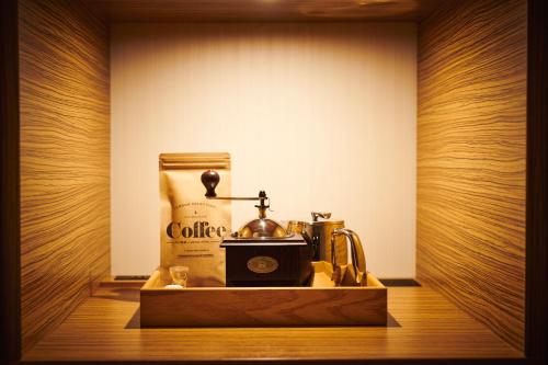 Kaffee-/Teezubehör in der Unterkunft Cross Hotel Sapporo