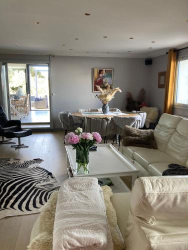 Photo de la galerie de l'établissement Maison Blanche, à Coudeville-sur-Mer