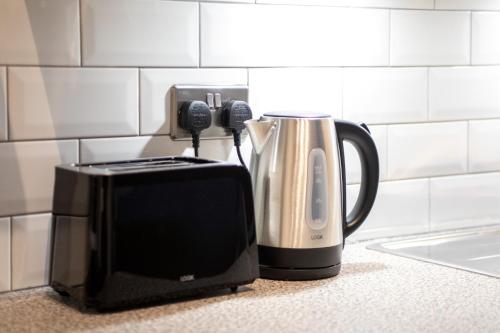 Kemudahan buat kopi dan teh di MARSH lux 2