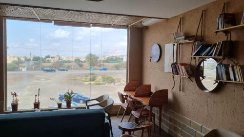 Posezení v ubytování Dahreez motel