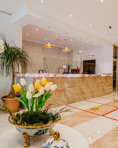 Ο χώρος του λόμπι ή της ρεσεψιόν στο Tac Premier Hotel & Spa