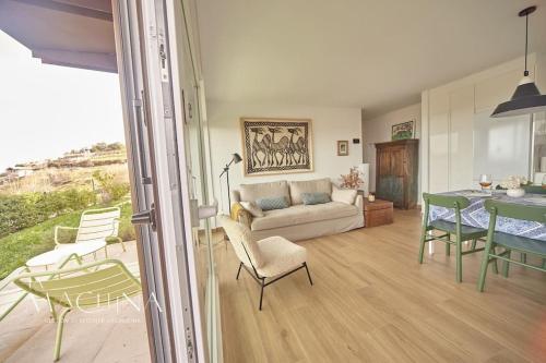 Las Flores del Mar, a un paso de Comillas