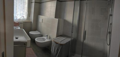 Bagno di Appartamento al Sereno