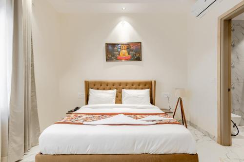 Postel nebo postele na pokoji v ubytování Lime Tree B&B Pari Chowk
