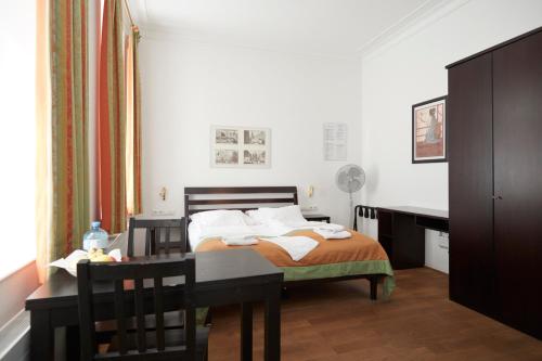 La Scala Apartments