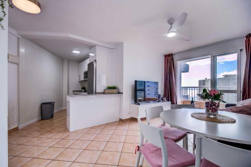 Puerto Marina, Apartamento Frente al mar