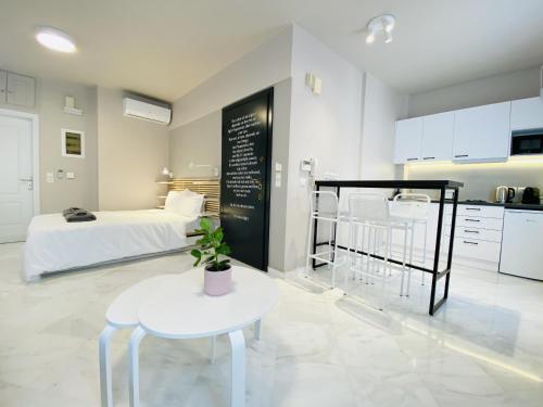 Goldfish Apartment - Plaka