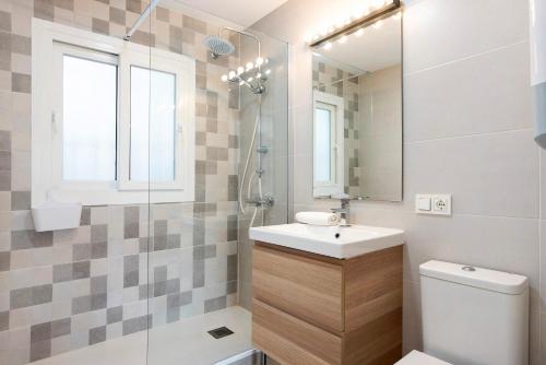 Ένα μπάνιο στο Apartamento Suite Arco Solo Parejas