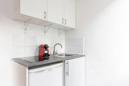 Photo de la galerie de l'établissement Studio Place de la Nation - V, à Paris