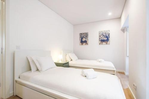 Amazing Liberdade Apt Ground Floor w AC Elevator