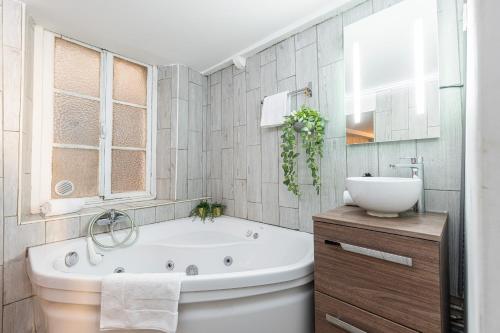 Cosy Studio in the Old Town near Garibaldi Square
