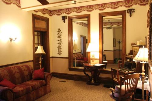 Photo de la galerie de l'établissement Hines Mansion, à Provo