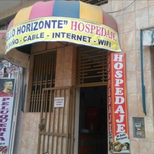 un edificio con un cartel en la parte delantera en Hospedaje Mi Bello Horizonte Jaén Perú, en Jaén