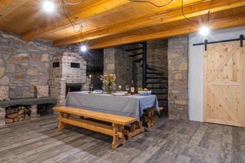 Gallery image of Essentia - Vinársky domček s vonkajšou vírivkou in Streda nad Bodrogom