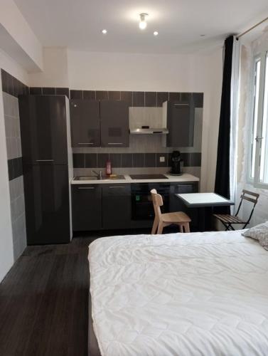 Studio 300 Vieux Port Opéra Marseille
