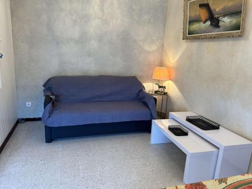 Appartement familial proche plage avec parking, climatisation et balcons - 6 couchages