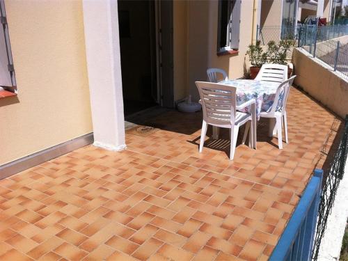 Charmant F2 à Amélie-les-Bains avec Terrasse et Parking - 2 Couchages - FR-1-703-26