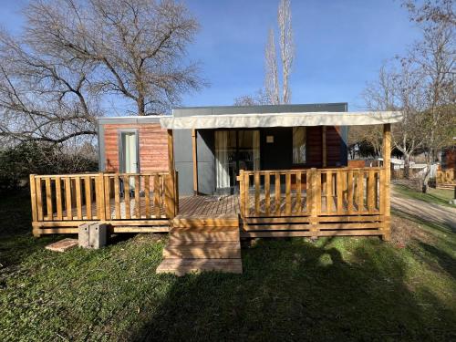 Photo de la galerie de l'établissement Mobil Home confort 6p, à Cadenet