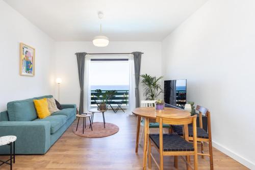 Home2Book Bright Sea Views Apartment & Pool