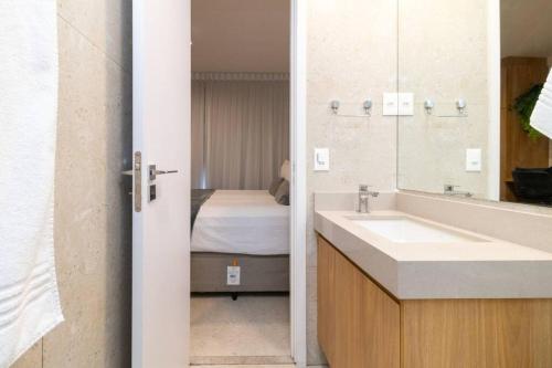 A bathroom at Moderno Studio - Coração de Pinheiros (PI0516)