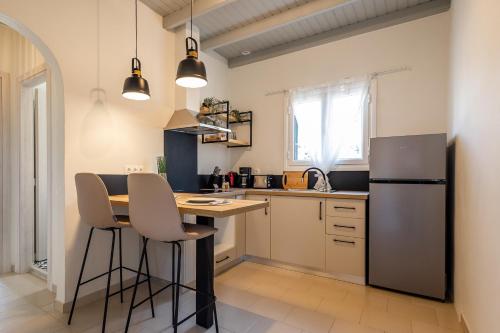 Fotografie z fotogalerie ubytování Vallia's Seaview & Stylish Apartments by Konnect, Nisaki v destinaci Nisakion