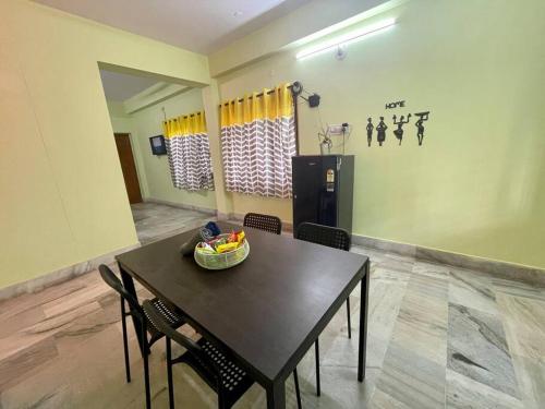 Kuchyň nebo kuchyňský kout v ubytování Beautiful 2bhk centrally located with free parking