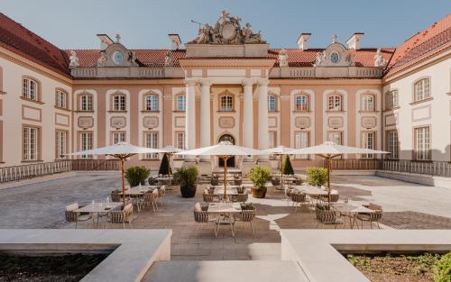 Budova, v ktorej sa hotel nachádza