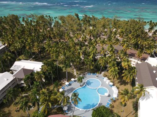 an overhead view of the pool at the resort at Vista Sol Punta Cana Beach Resort & Spa - All Inclusive in Punta Cana