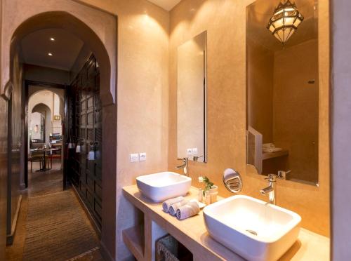 Un baño de Palais Sena