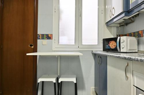For You Rentals Encantador Apartamento TEMPORAL Madrid Centro VEL132