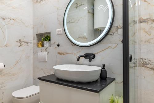 Sea La Vie Apartment