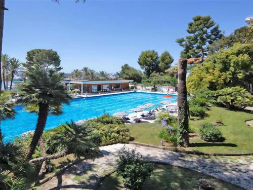 Πισίνα στο ή κοντά στο Apartment Mediterranee by Interhome