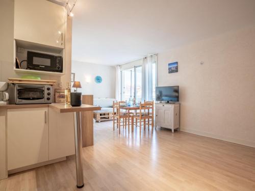 Studio Port Arcachon-7 by Interhome