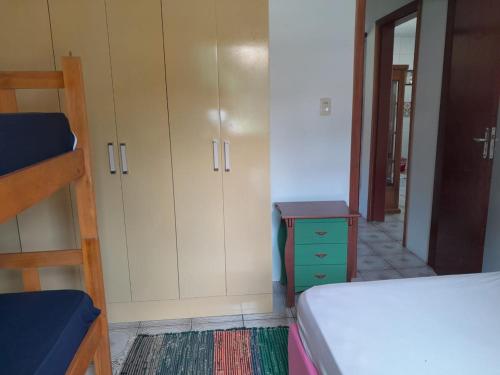Ένα ή περισσότερα κρεβάτια σε δωμάτιο στο Casita verde