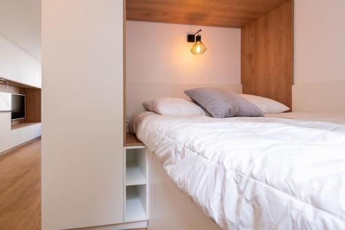 Le Contemporain, Charmant T1, Clim, Centre Ville