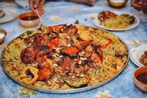 Pagkain sa o malapit sa homestay