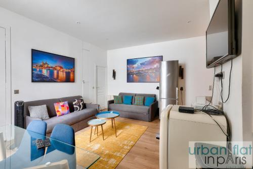 62 - Beautiful Apartment Triangle d- 100m from Champs-Elysees