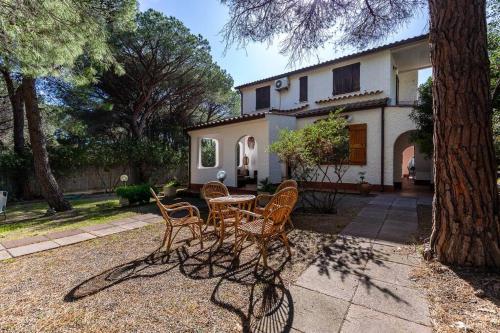 Το κτήριο όπου στεγάζεται  η βίλα