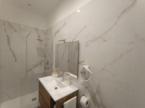 Et badeværelse på Dimora Crispi 70