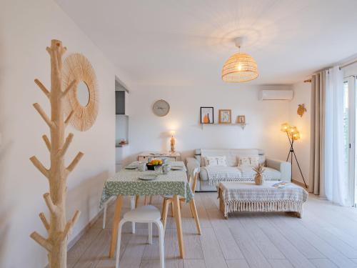 Apartment Le Saint Jean by Interhome