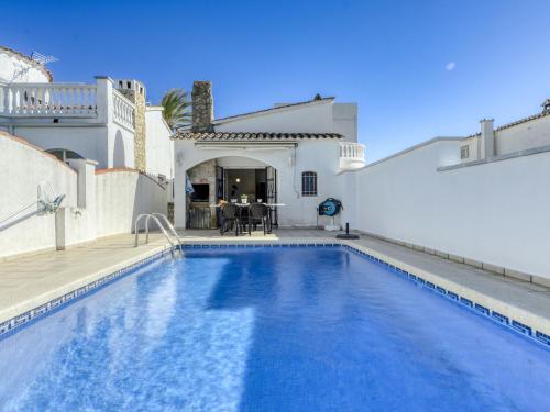 Holiday Home Calima by Interhome