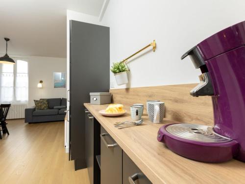 Dapur atau dapur kecil di Apartment Garance by Interhome